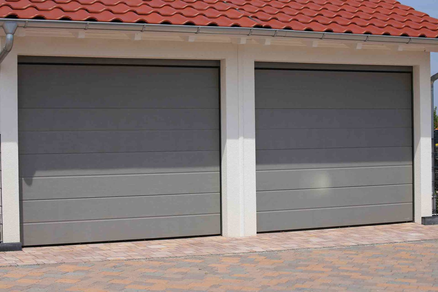 Finding A High-Quality Garage Door Replacement